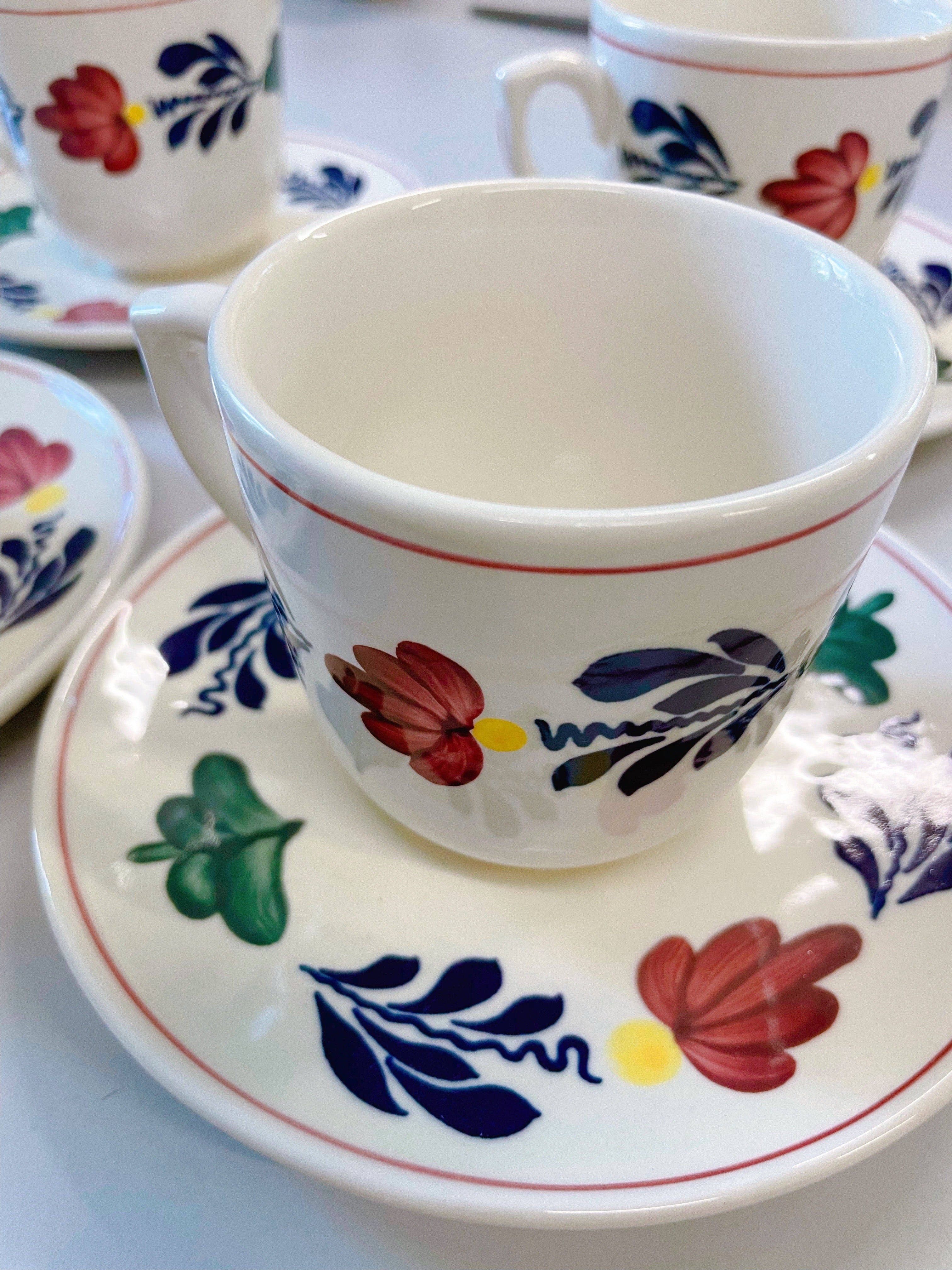 Lot de 4 tasses et sous tasses Vintage - Boch modèle Boerenbont