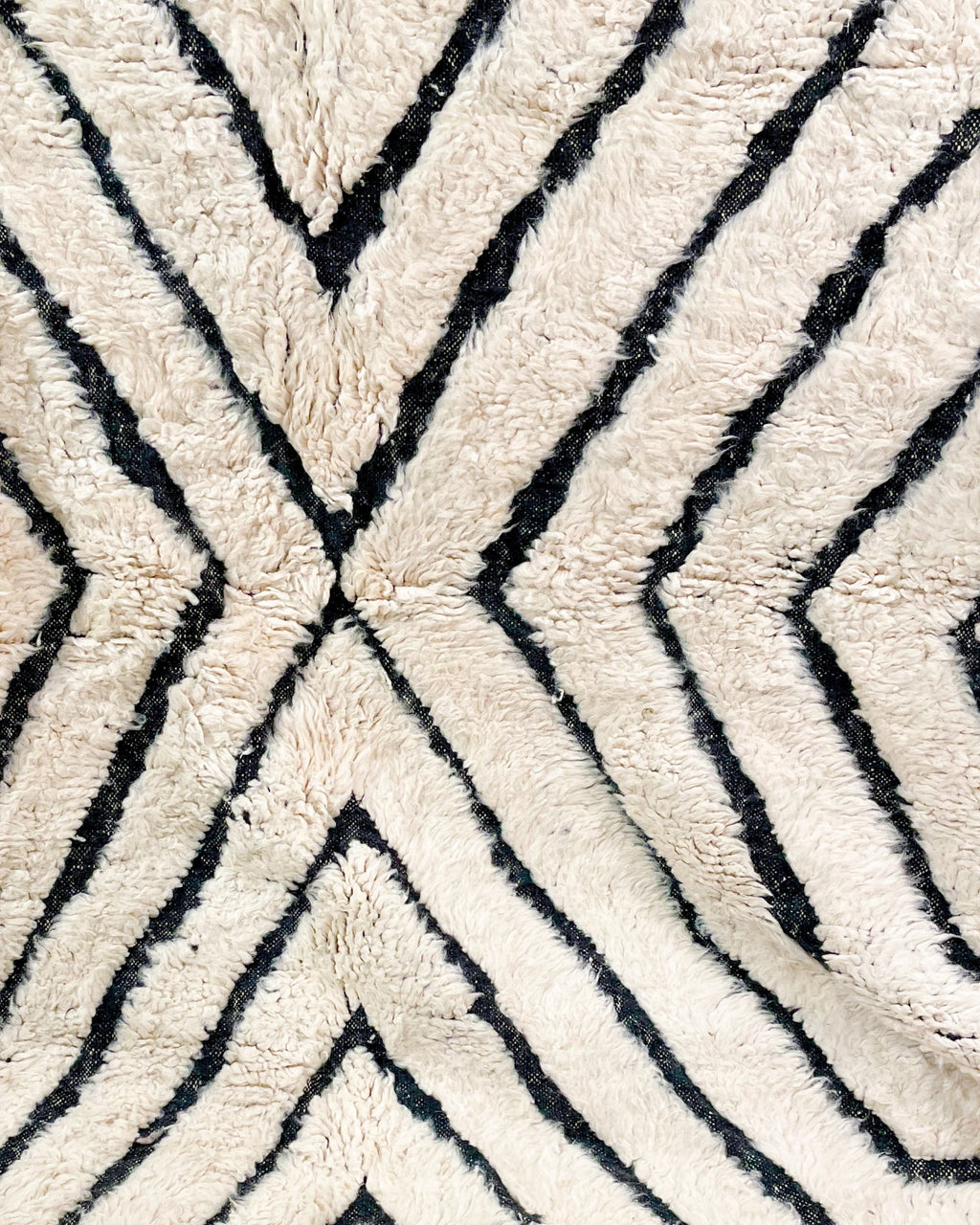Tapis berbère XXL - graphique noir blanc 315x220cm