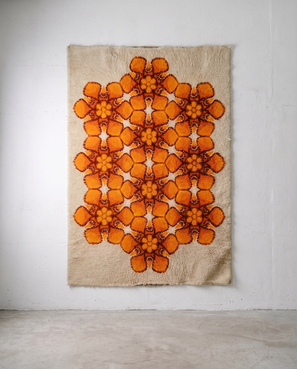 Grand tapis vintage Flower Power – Années 70