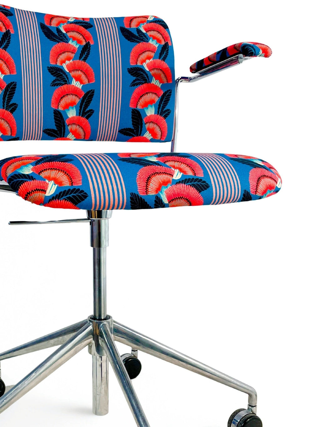 Chaise de bureau vintage. David Rowland. dans le tissu de votre choix - précommande