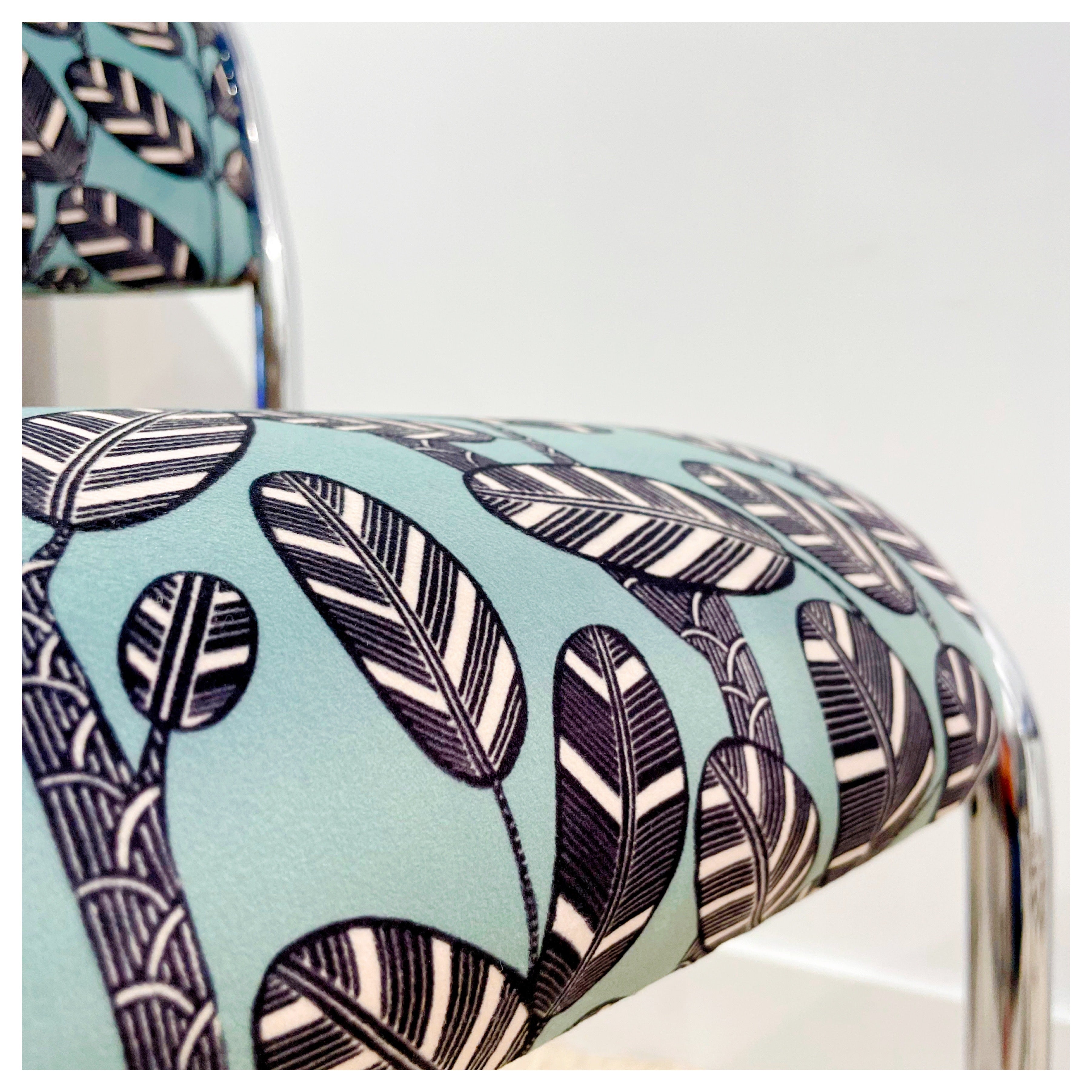 Amazone - Velours. Vert d’eau