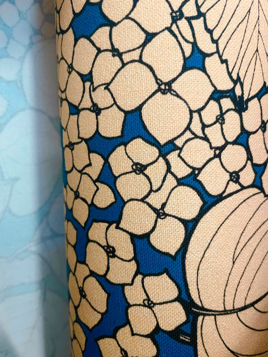 Rideaux Suzie fond bleu – Tissu Maison Thevenon