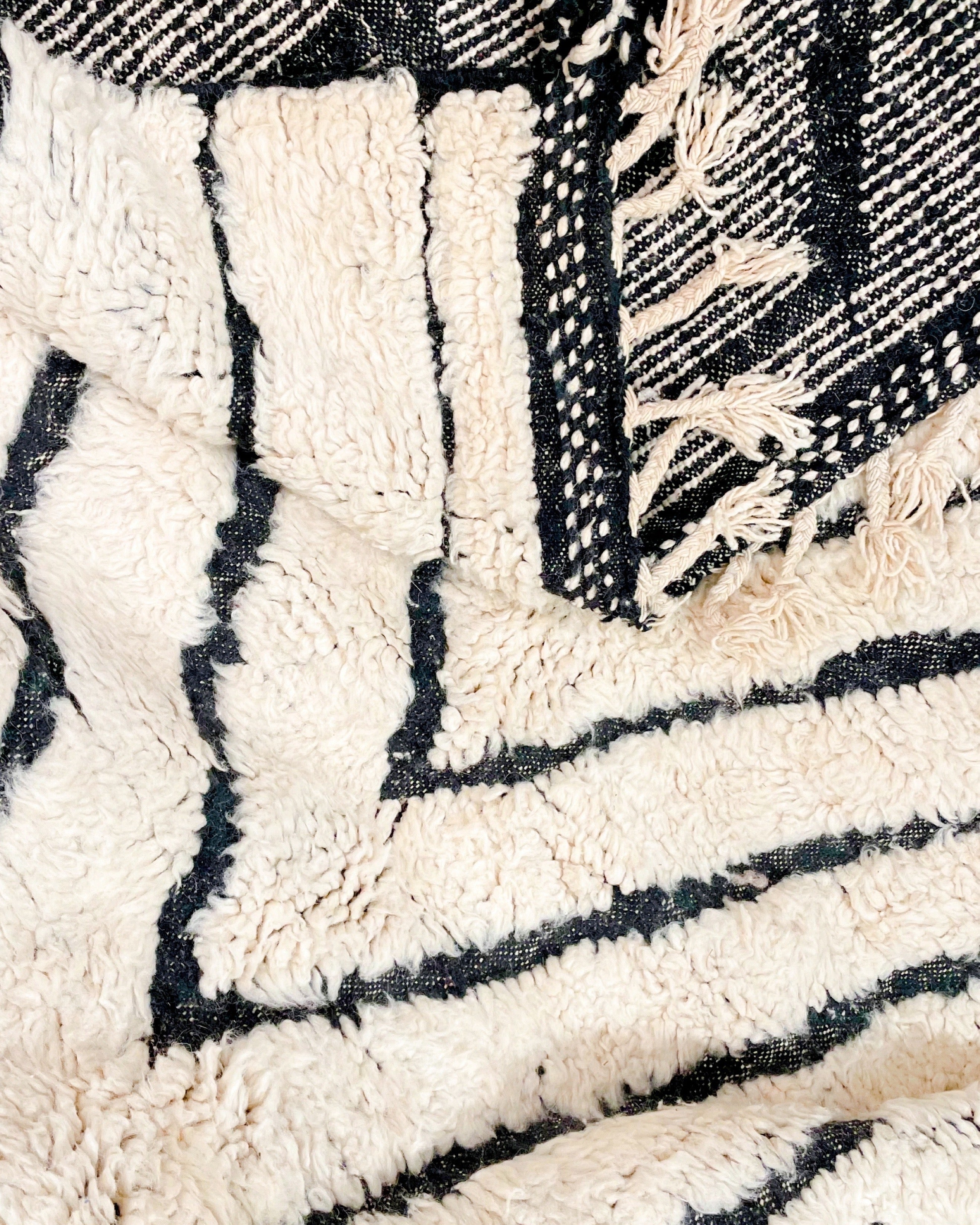 Tapis berbère XXL - graphique noir blanc 315x220cm