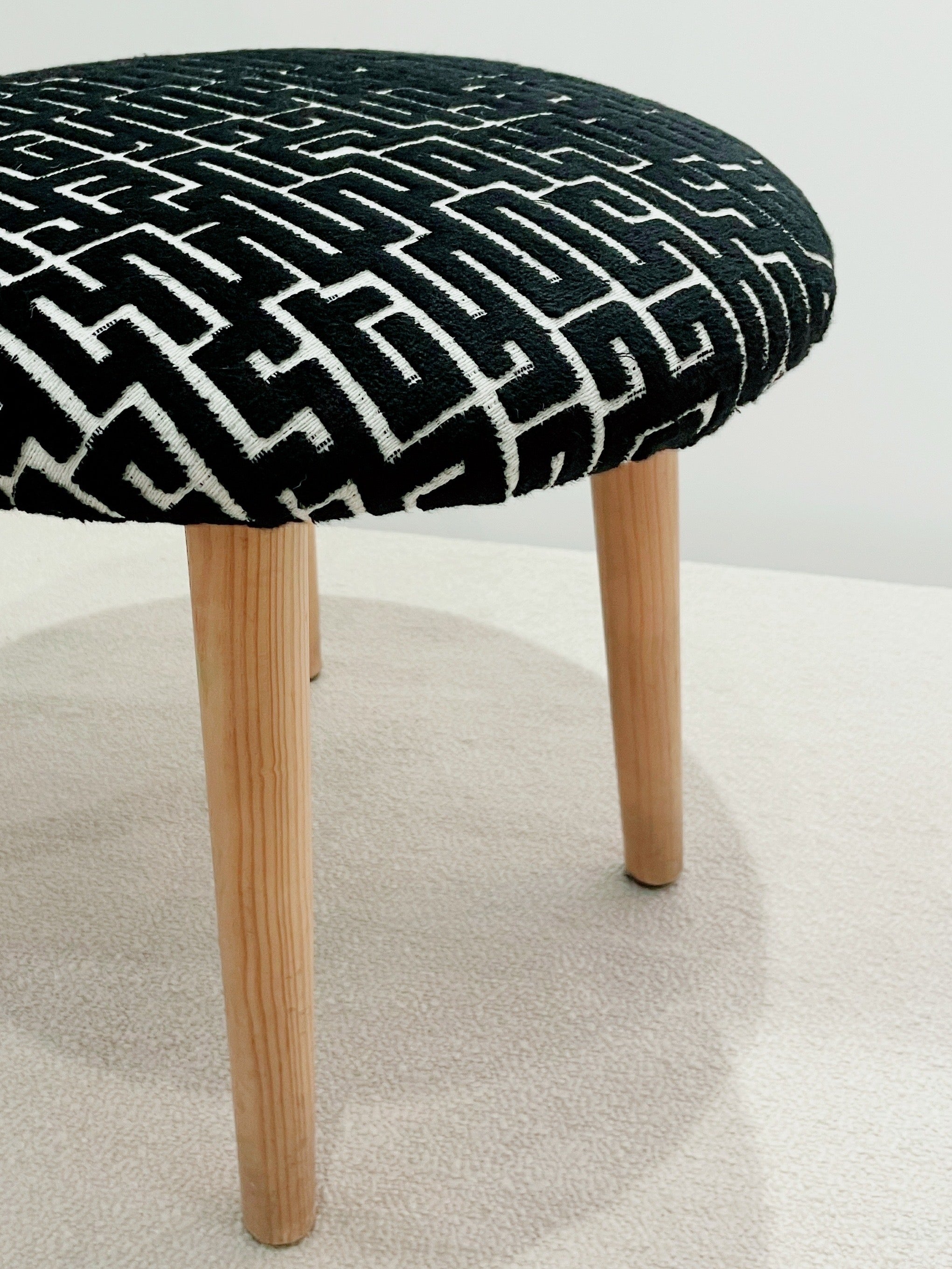 Tabouret rond - Assise graphique par Maison Machao
