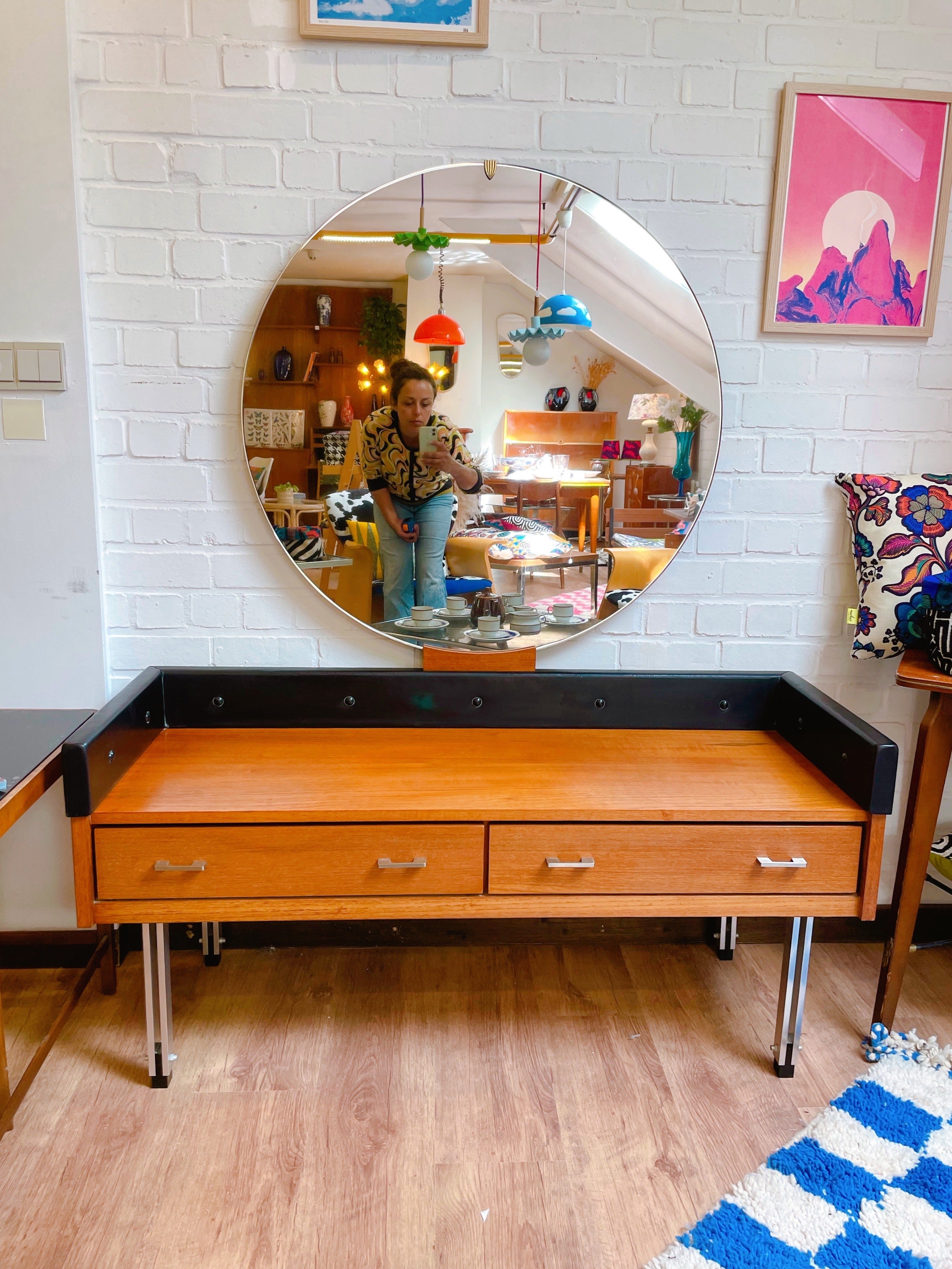 Coiffeuse vintage avec miroir géant