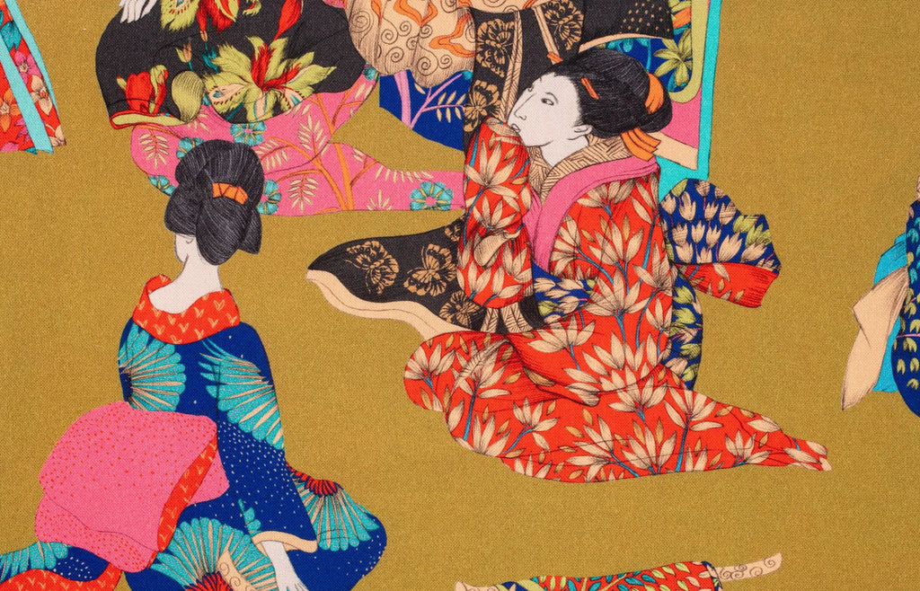 Handgemaakte kussens - Thevenon Kimono Geisha stof met gouden achtergrond