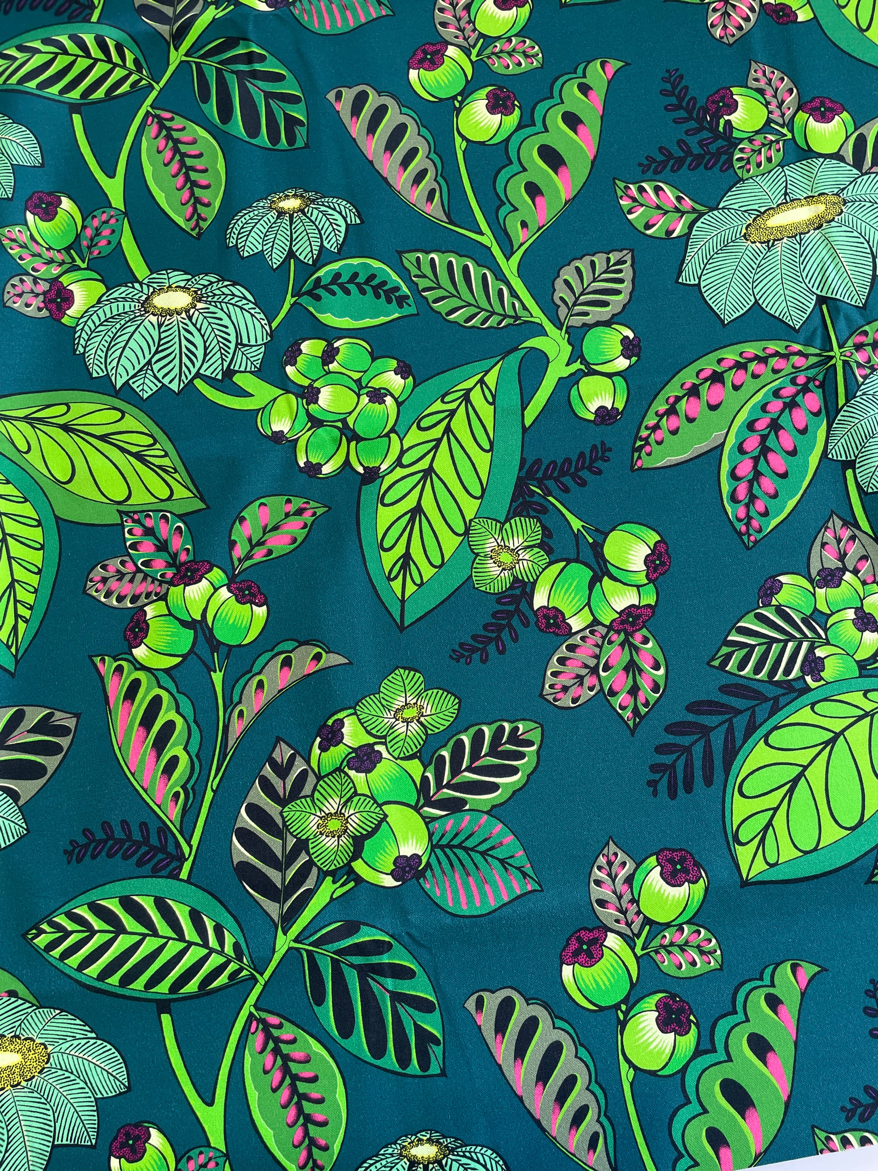 Tissu Thevenon Garden Land - fond vert de chrome