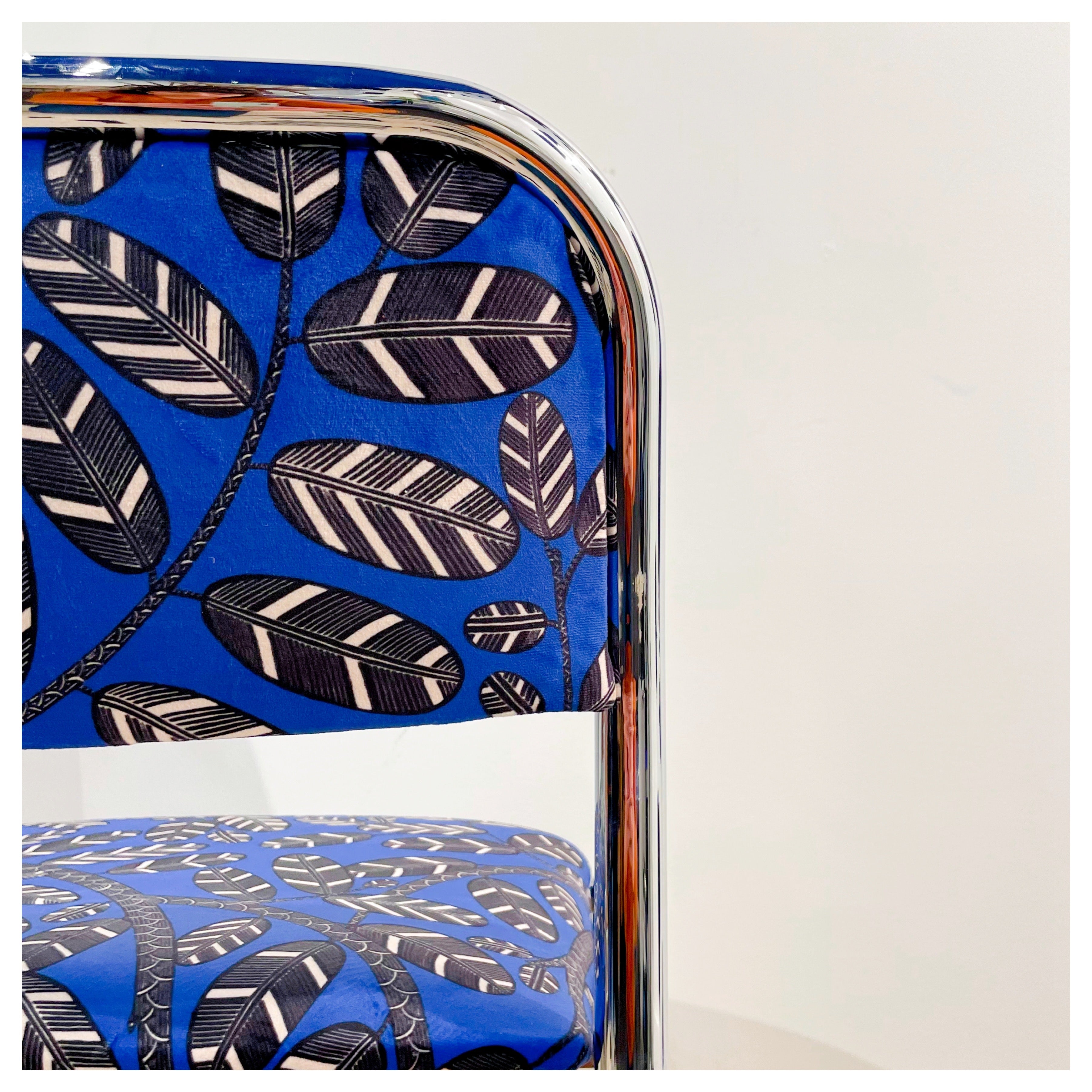Amazone - Velours. Bleu vif