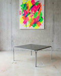 Table basse vintage chrome & verre fumé – 75 x 75 cm