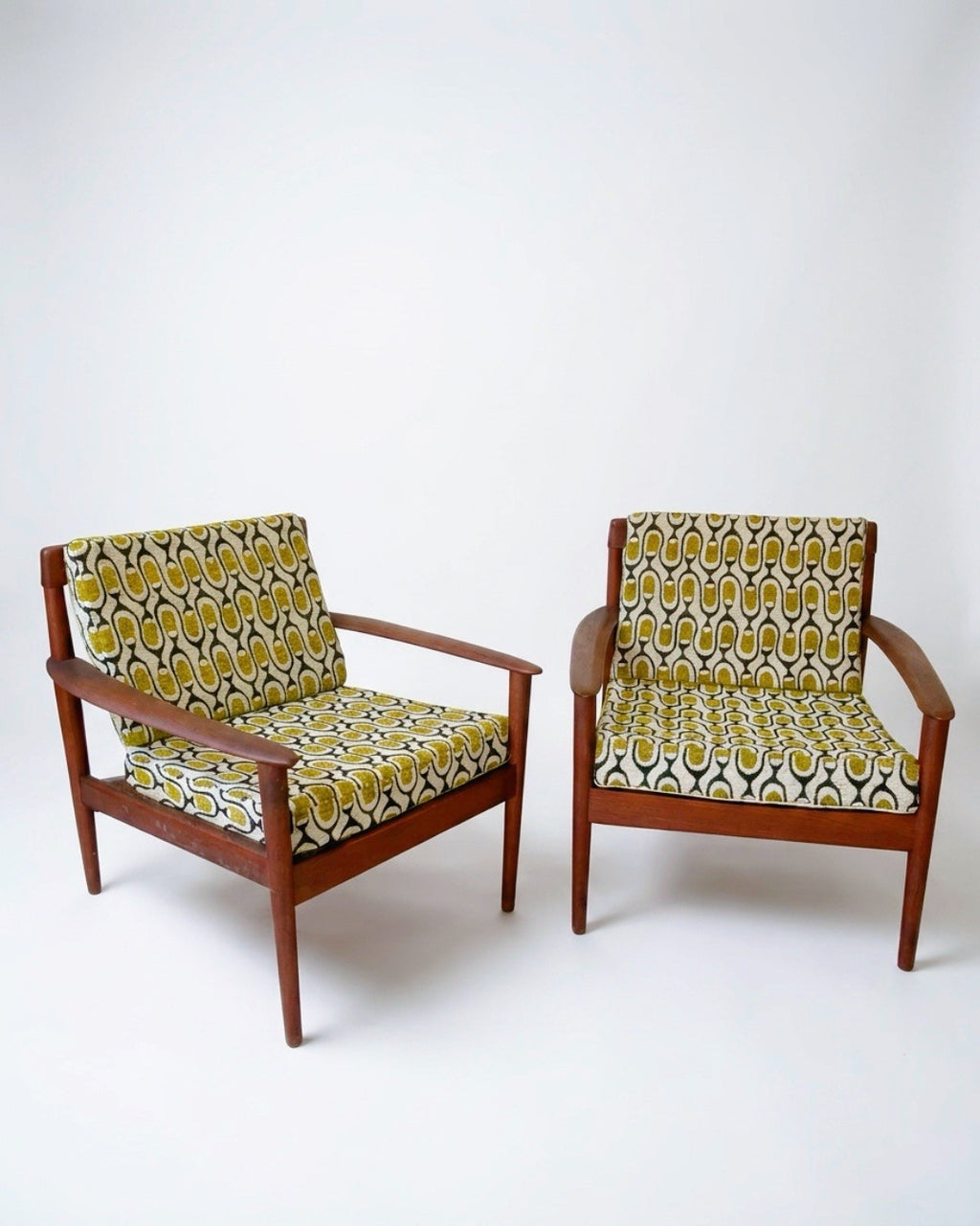 Fauteuil scandinave en palissandre – années 60
