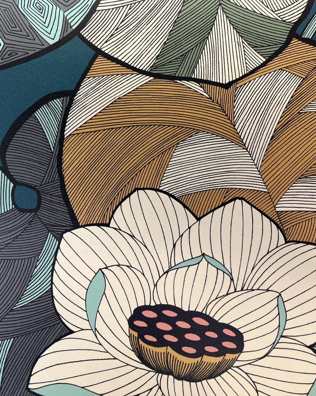 Papier peint Idris Moutarde-Gris Fond Océan, motif floraux, Maison Thevenon