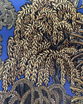 Papier peint Majorelle, arbre aux branches retombantes camel sur fond bleu roi, Maison Thevenon