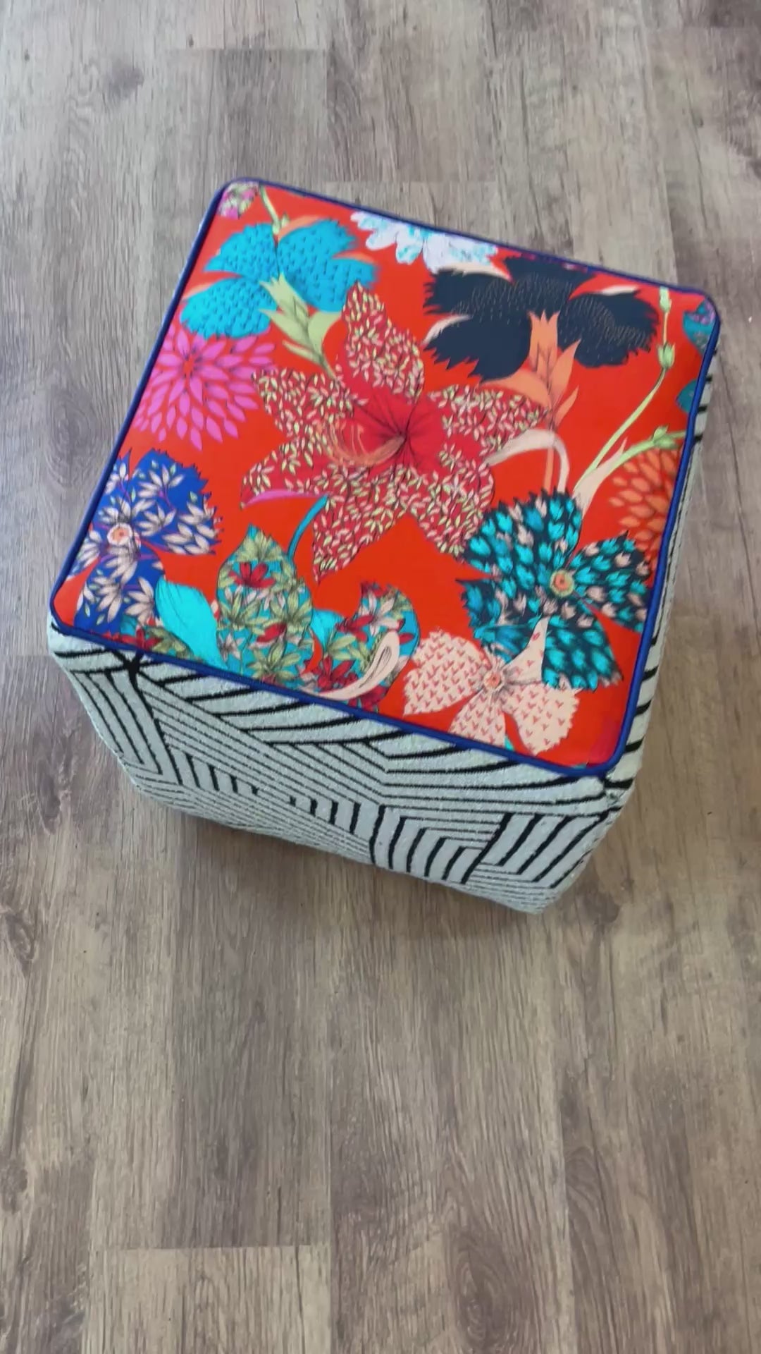 Pouf sur roulettes