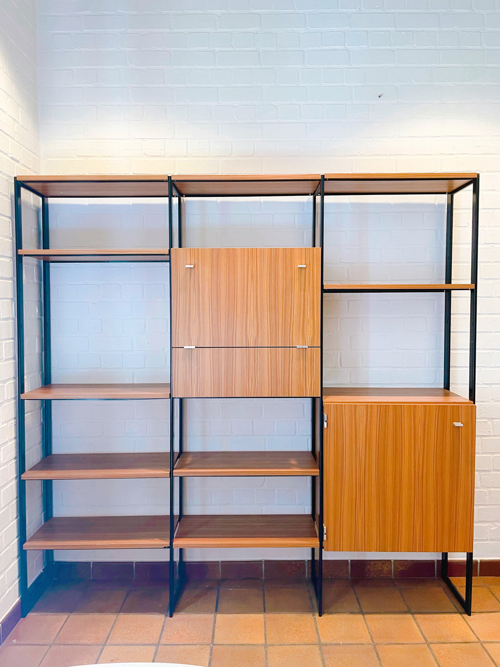 Wall unit Meurop modulable